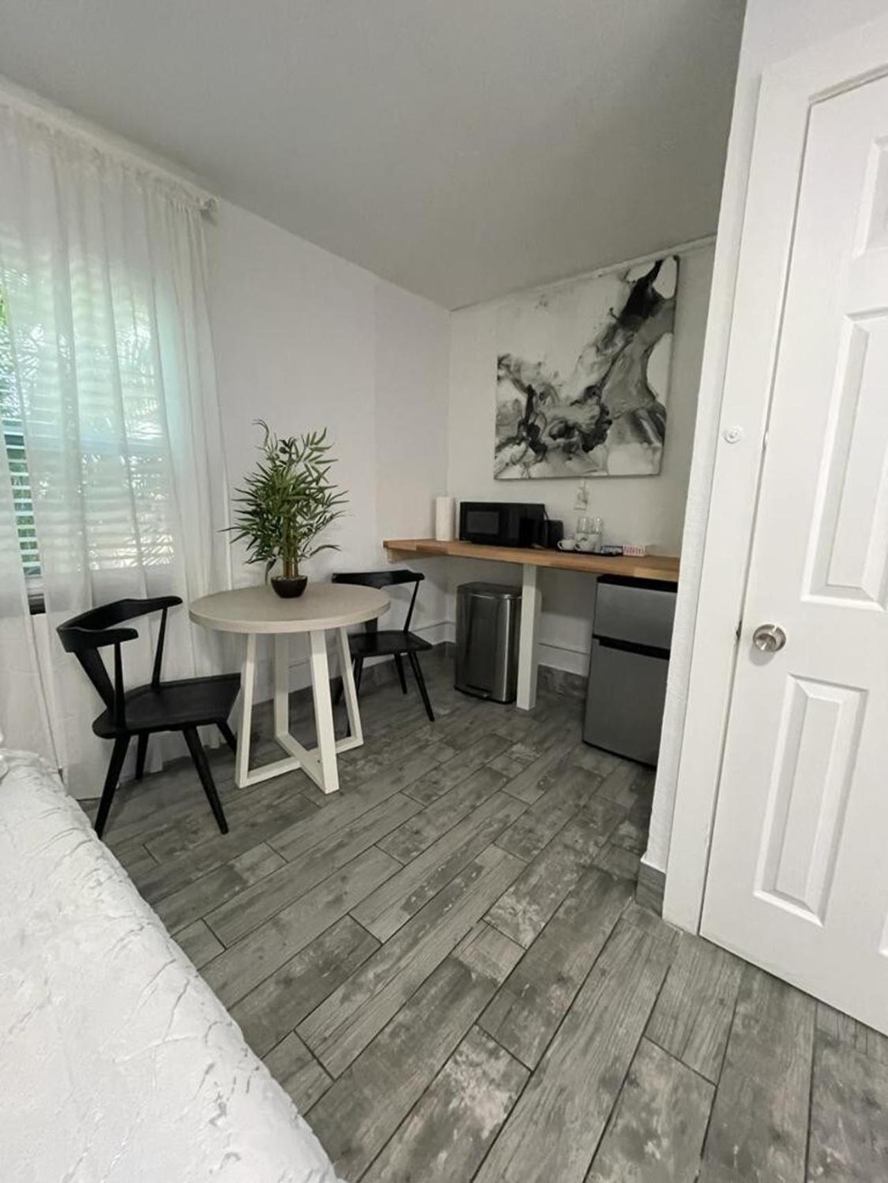 2Q Beds Studio Apt With Shared Pool 01 เคลียร์วอเตอร์ ภายนอก รูปภาพ