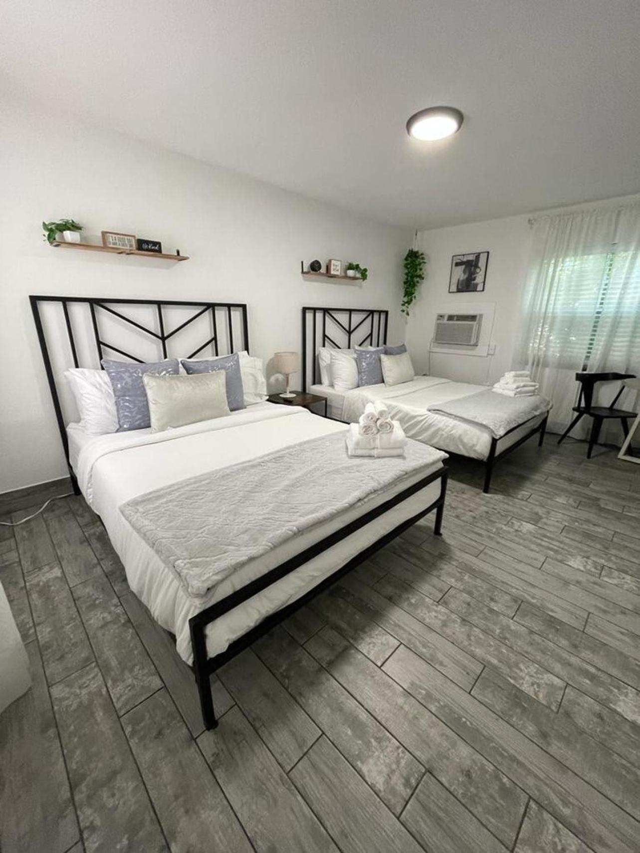 2Q Beds Studio Apt With Shared Pool 01 เคลียร์วอเตอร์ ภายนอก รูปภาพ